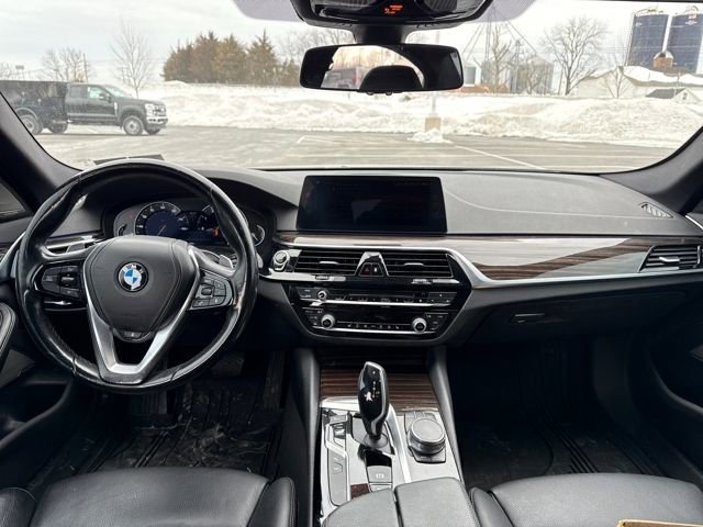 Used 2017 BMW 540i xDrive image 14