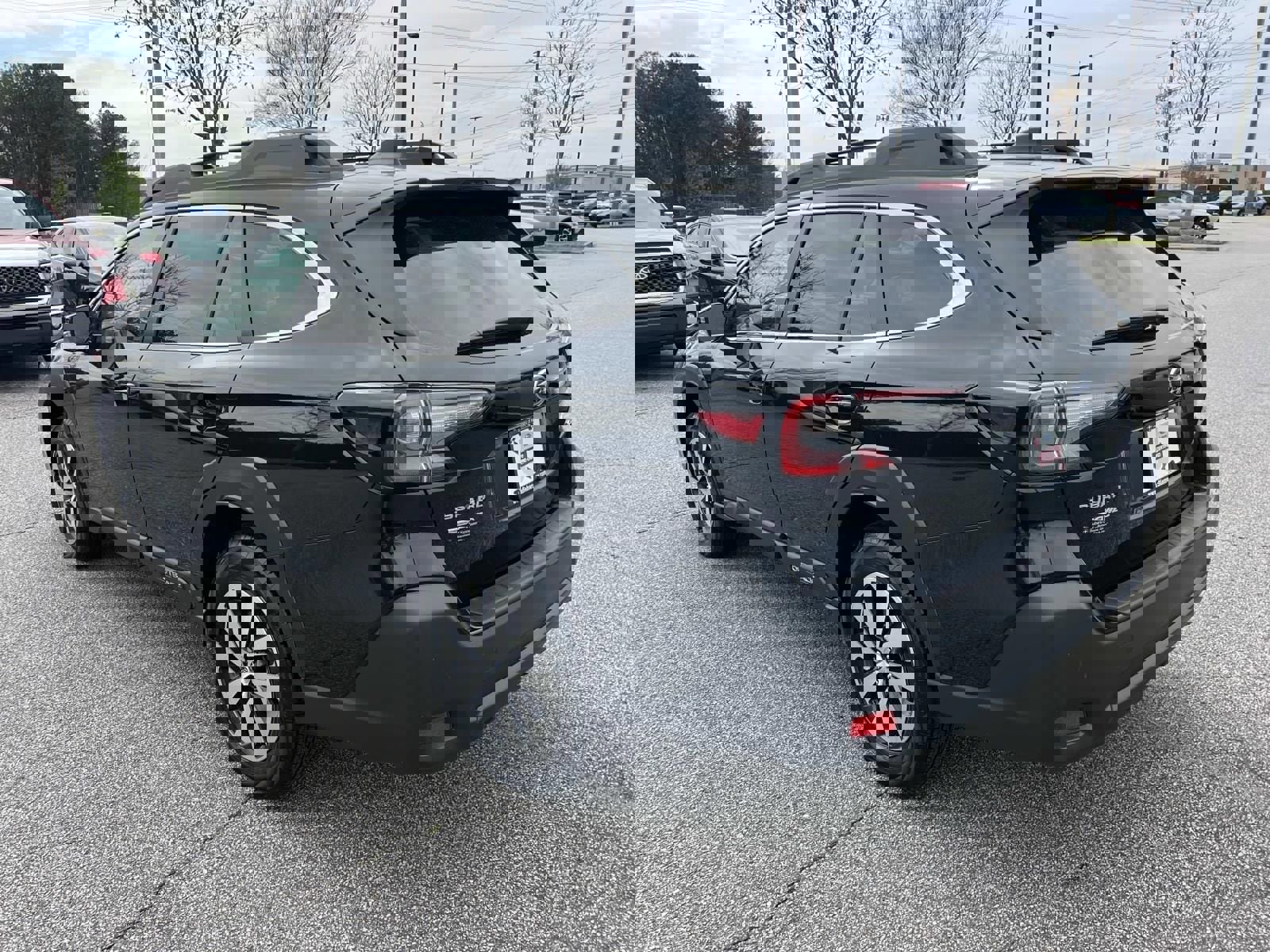 Certified 2025 Subaru Outback Premium w/ Popular Package #1A image 5