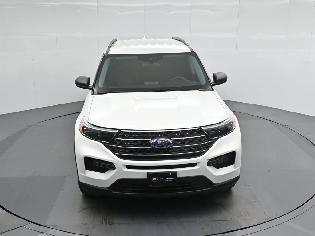 Certified 2024 Ford Explorer XLT RWD image 37