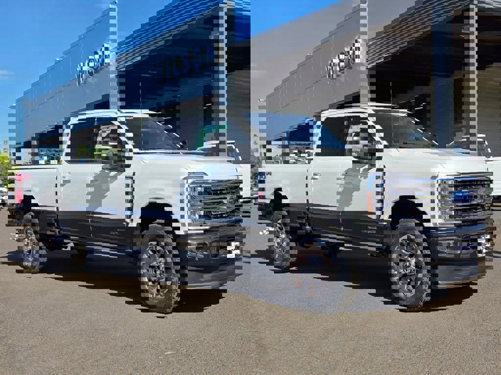 New 2025 Ford F350 King Ranch w/ FX4 Off-Road Package image 29