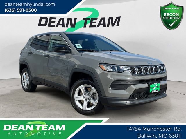 Used 2023 Jeep Compass Sport image 1