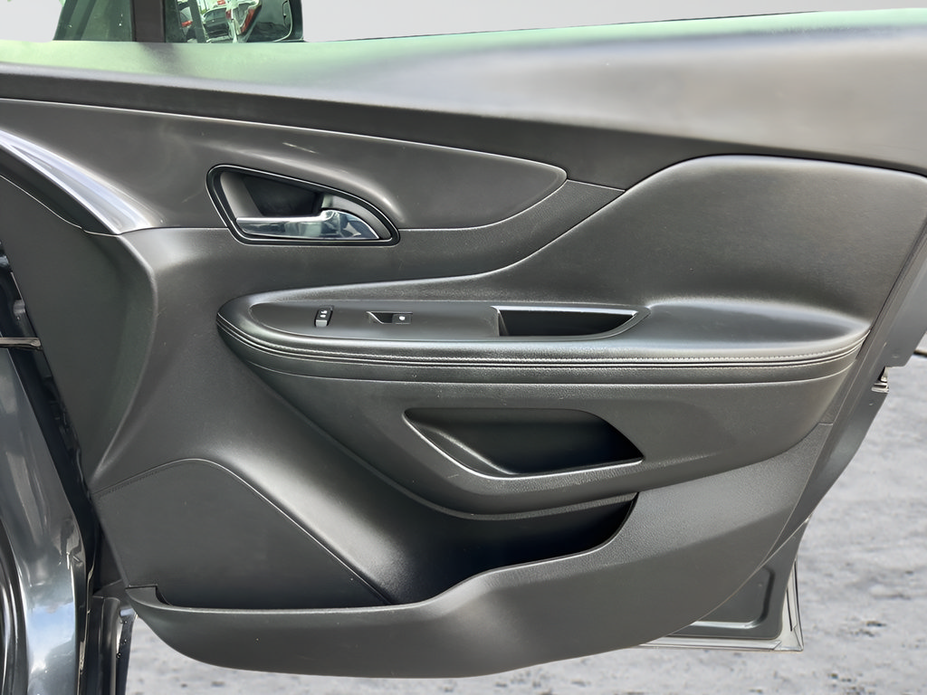 Used 2018 Buick Encore Preferred FWD image 30