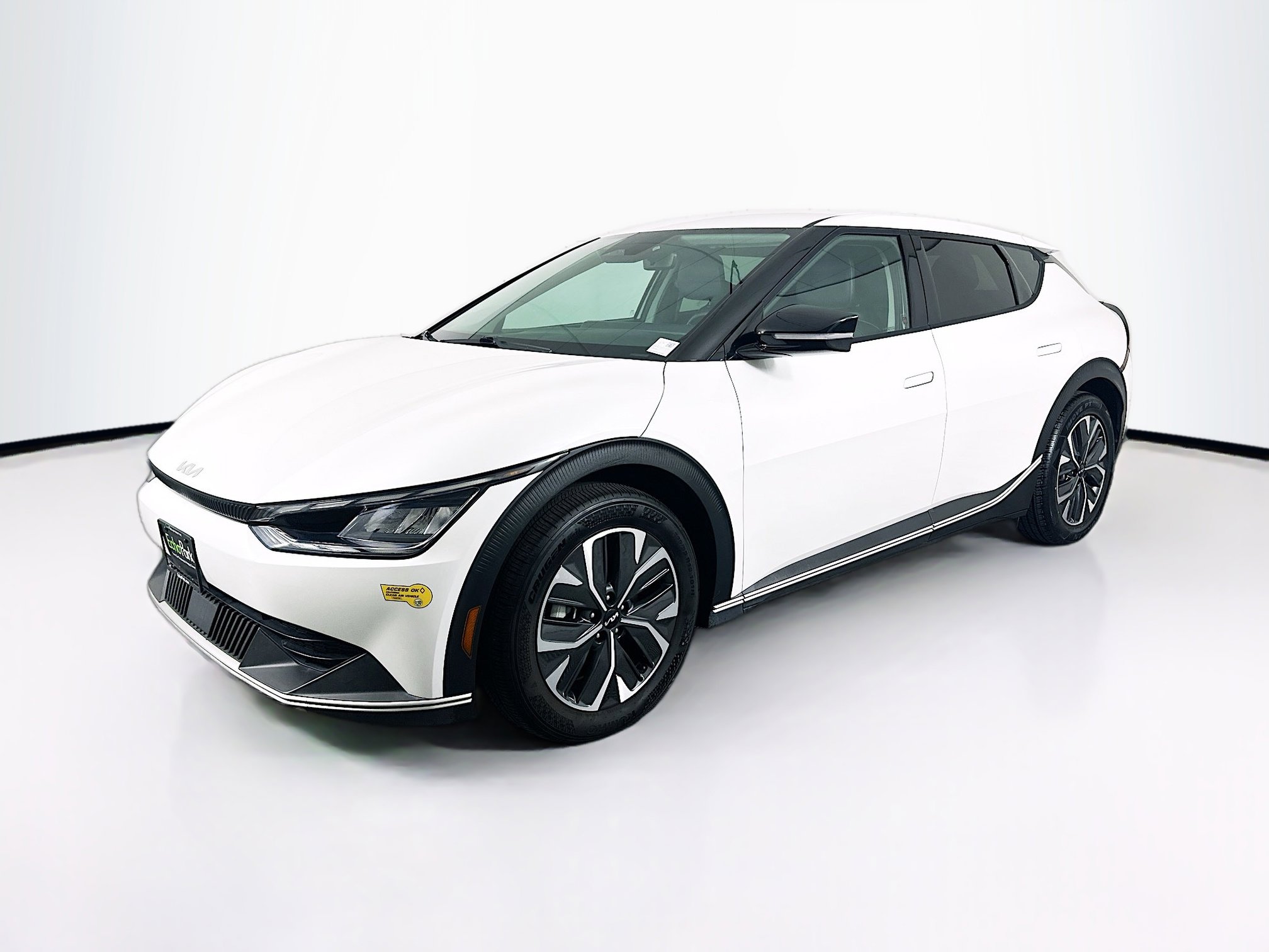 Used 2022 Kia EV6 Light image 3