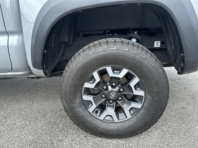 Used 2021 Toyota Tacoma TRD Off-Road w/ Technology Package RWD image 10