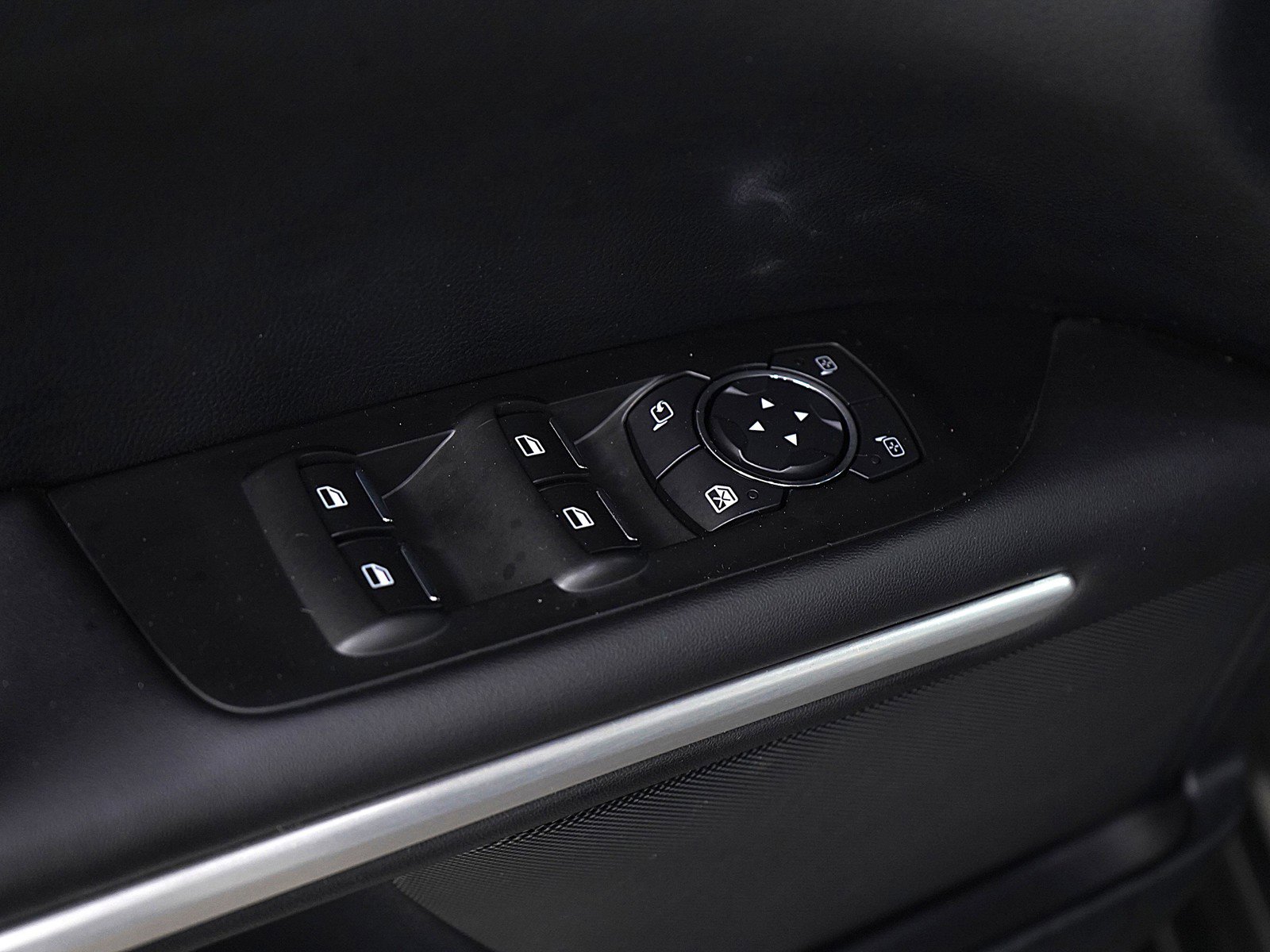 Used 2016 Lincoln MKZ AWD w/ Equipment Group 300A Reserve image 17