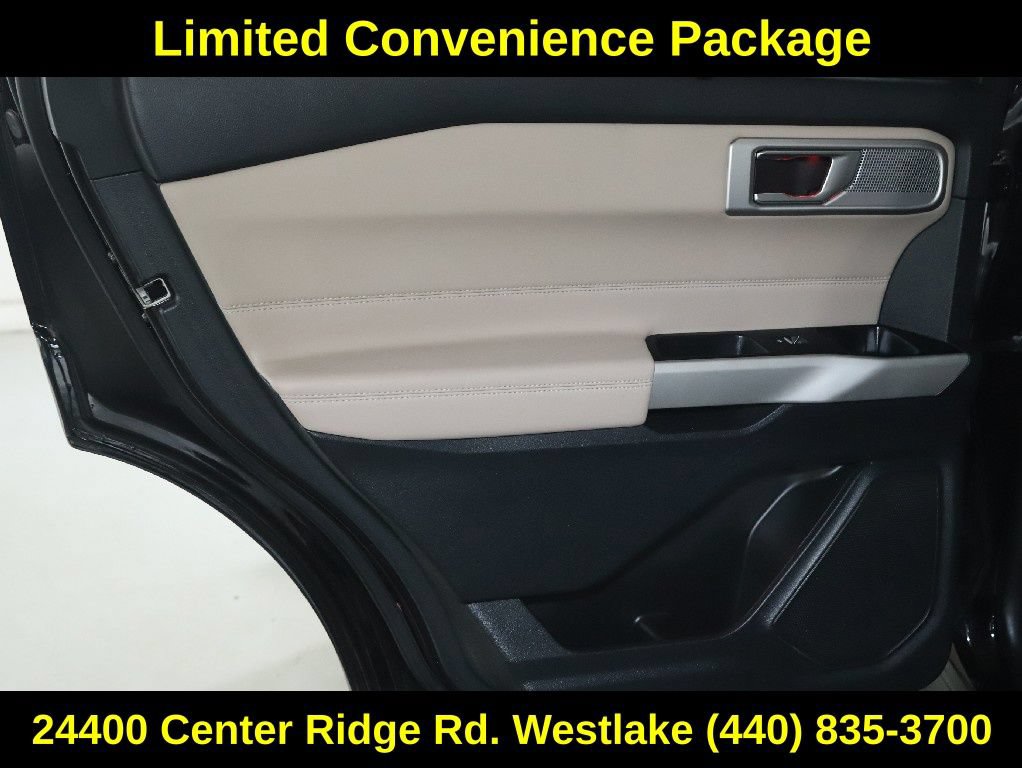 Used 2022 Ford Explorer Limited w/ Equipment Group 301A AWD/4WD image 13
