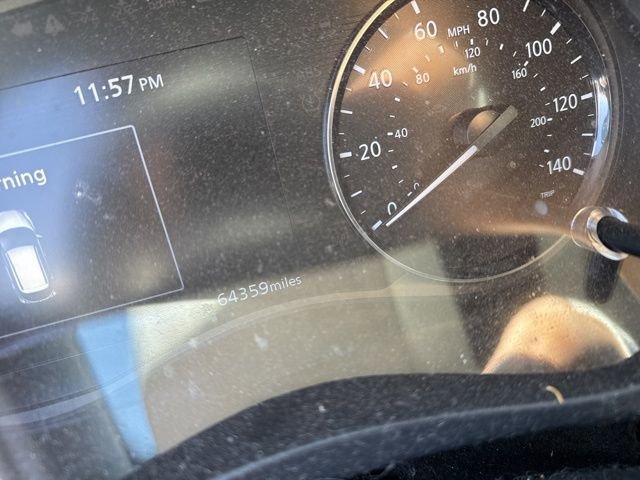 Certified 2021 Nissan Kicks SR w/ Interior Electronics Package image 4