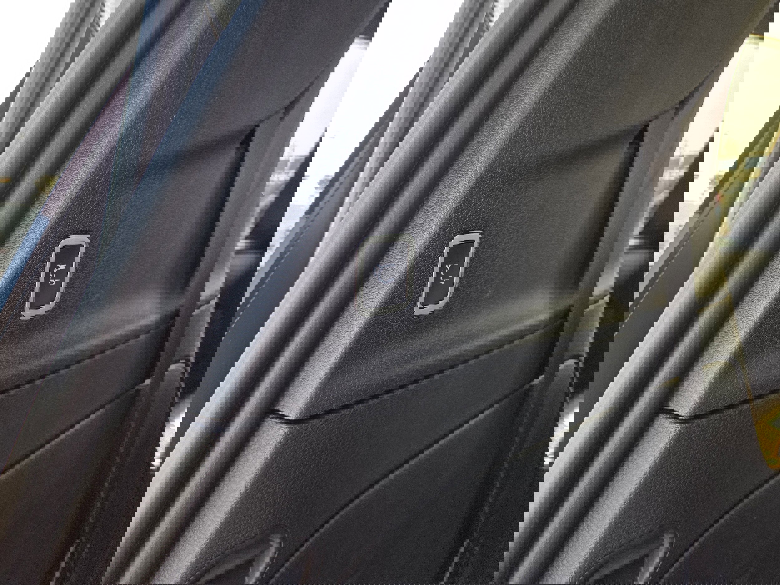 New 2026 Chrysler Voyager LX image 23