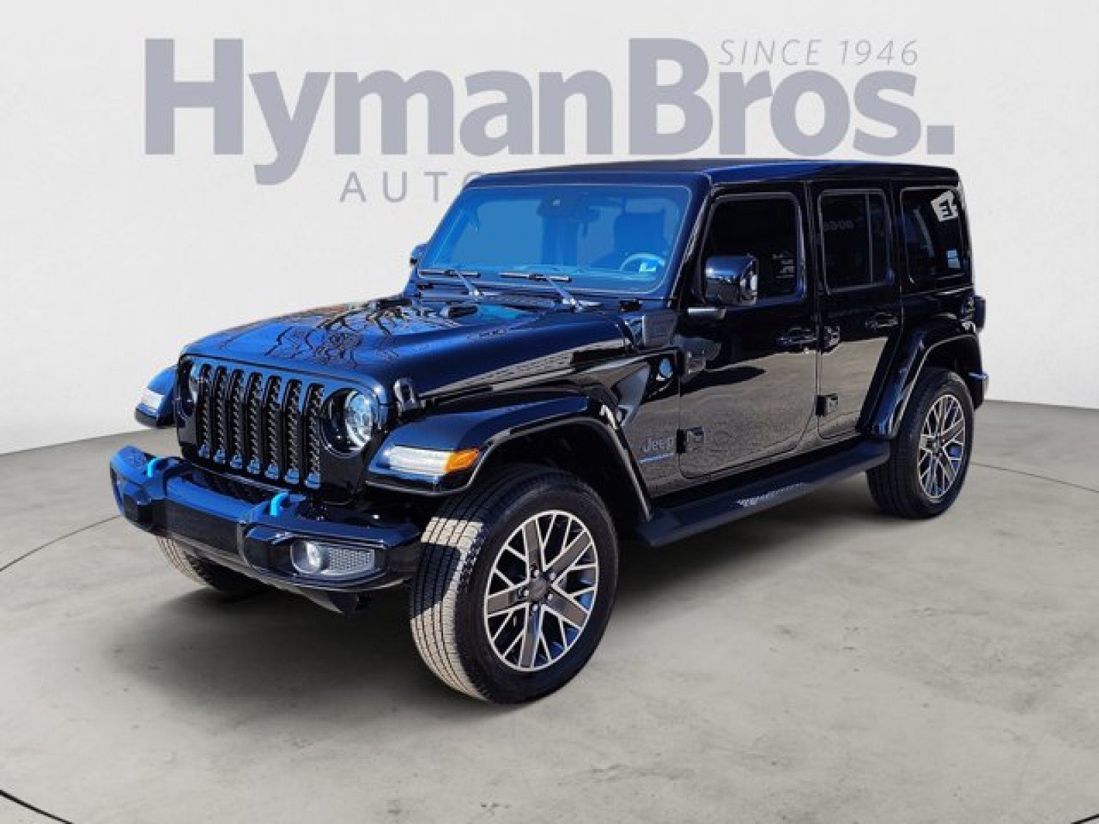 Used 2023 Jeep Wrangler Unlimited Sahara AWD/4WD image 7