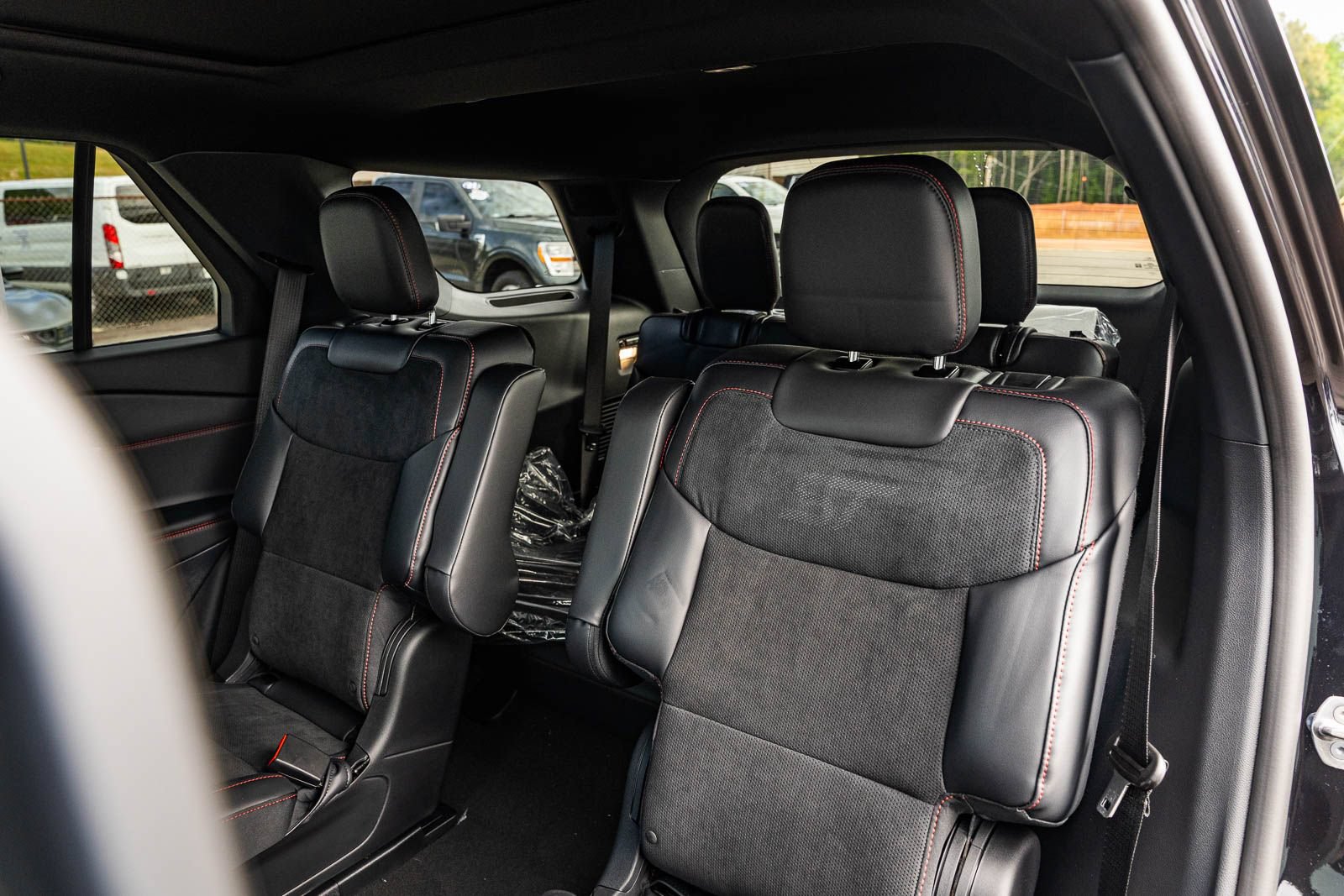 Used 2026 Ford Explorer ST w/ Sun And Sound Package AWD/4WD image 17