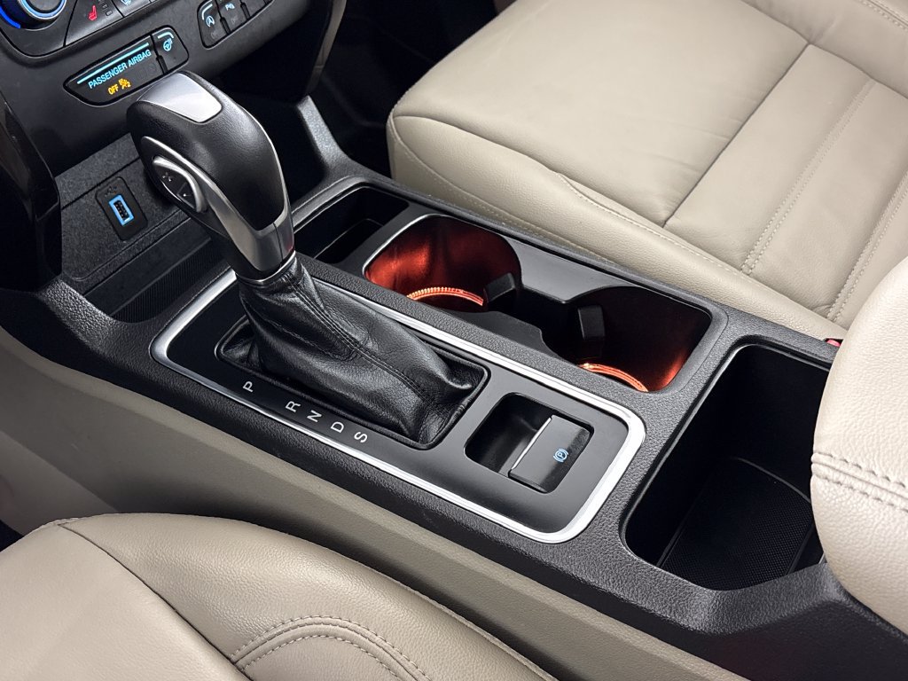 Certified 2019 Ford Escape Titanium FWD image 28