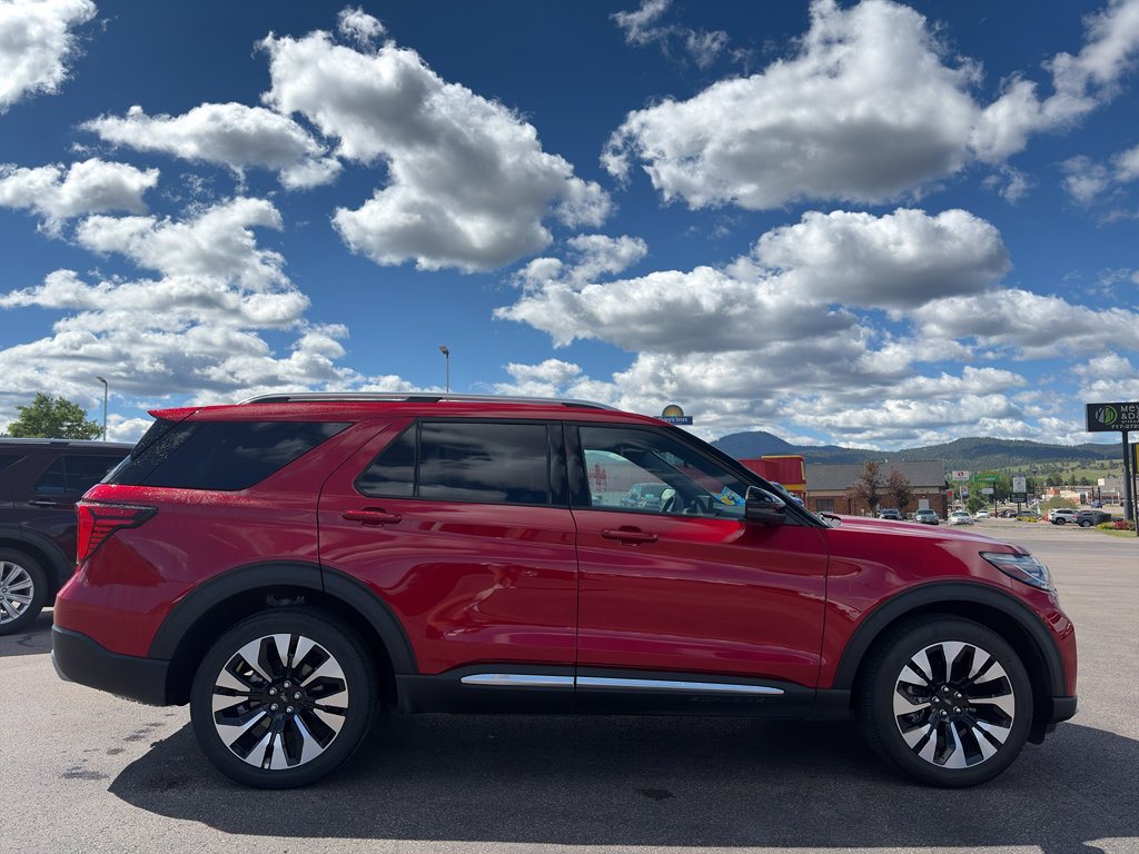 Used 2026 Ford Explorer Platinum w/ LUX Leather Package AWD/4WD image 6
