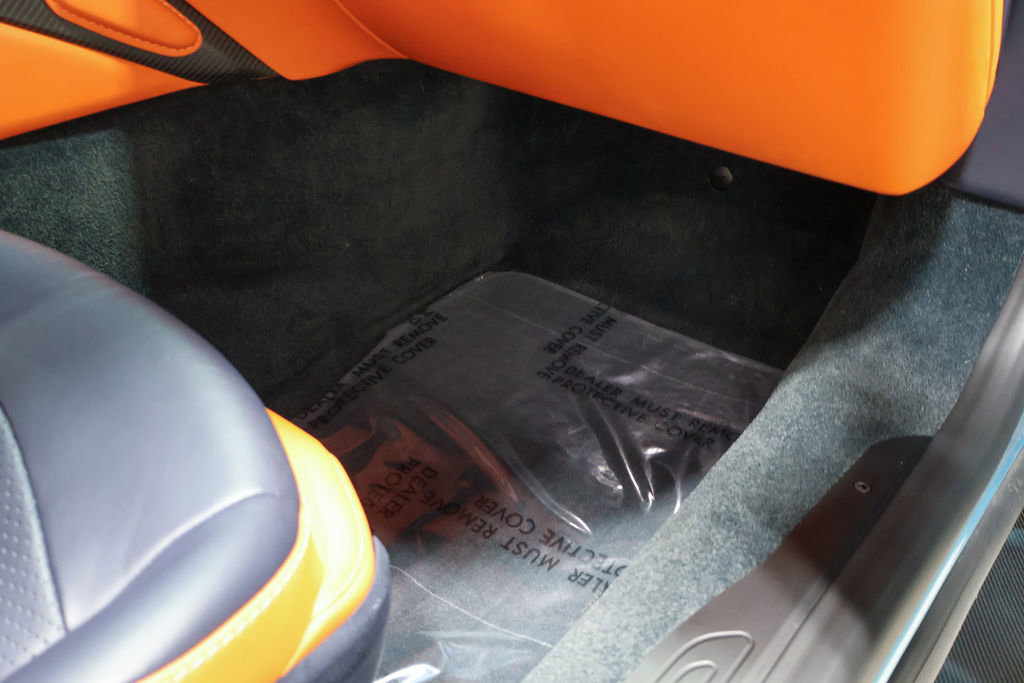 Used 2023 Aston Martin V12 Vantage image 32