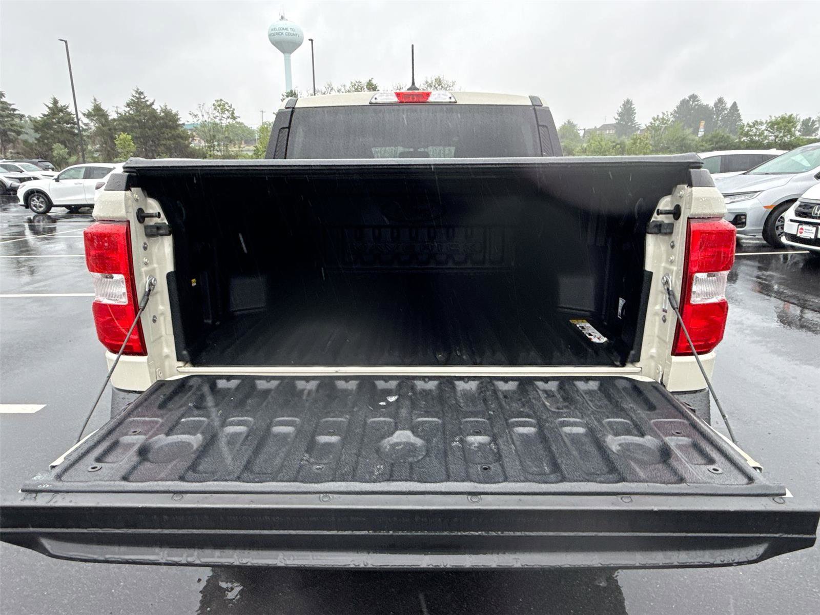 Used 2024 Ford Maverick XLT w/ XLT Luxury Package FWD image 16