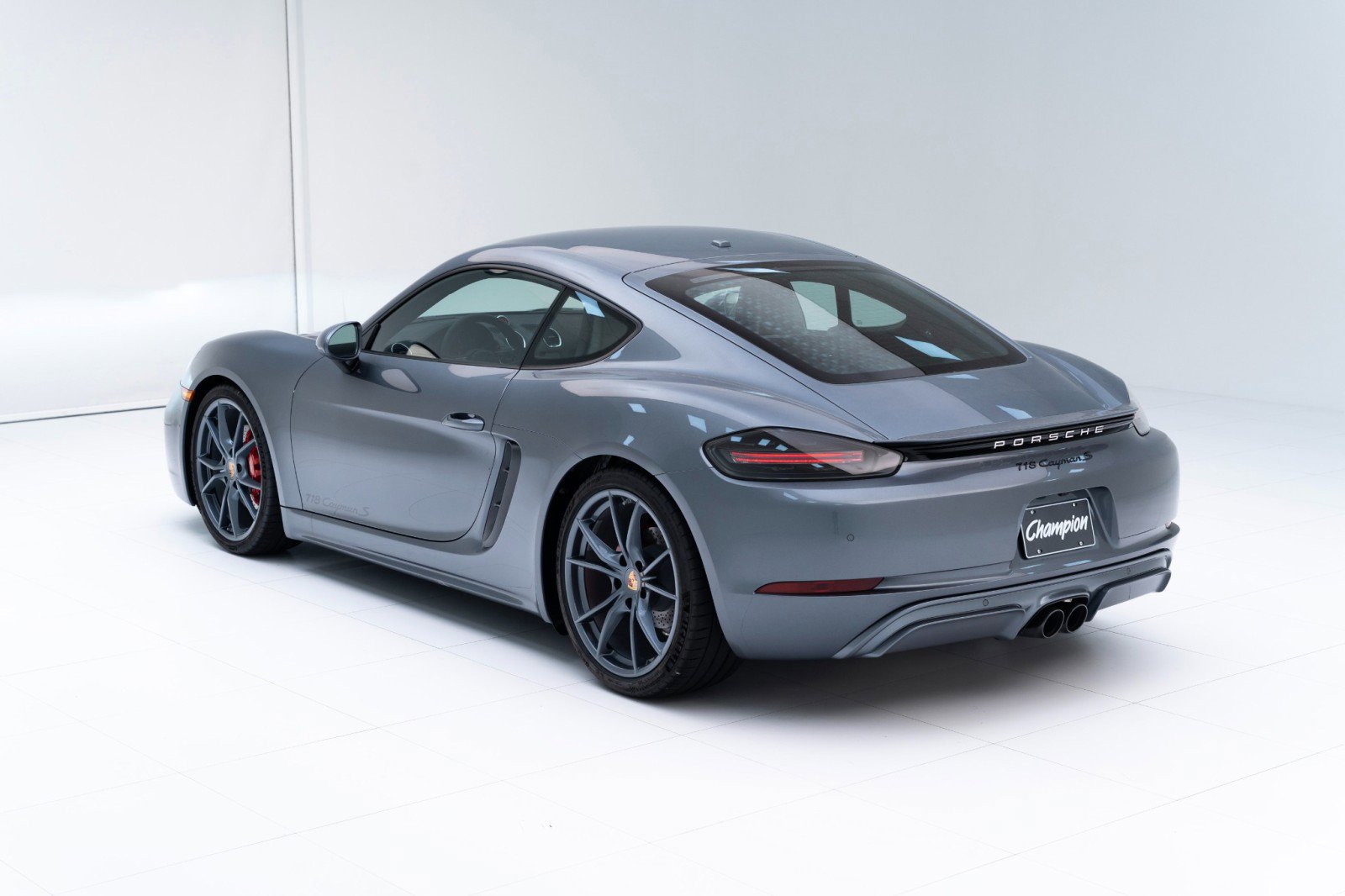 New 2025 Porsche 718 Cayman S image 3