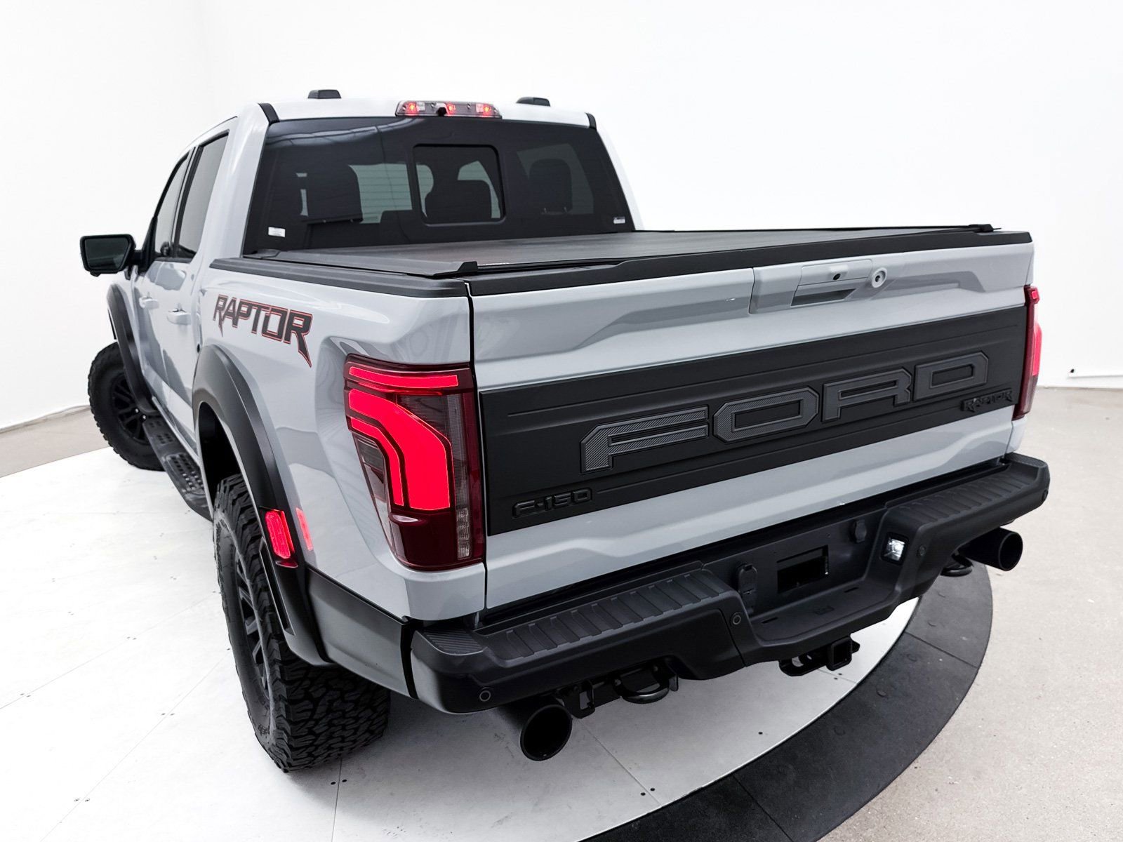 Used 2025 Ford F150 Raptor image 25