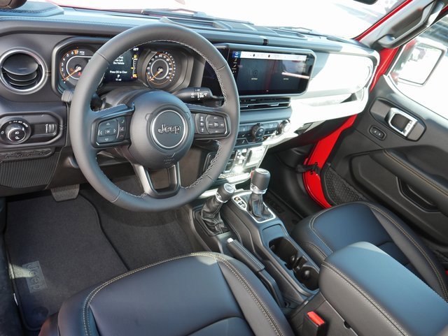 New 2025 Jeep Gladiator Sport image 15
