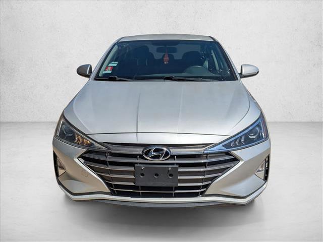 Used 2019 Hyundai Elantra SE w/ Cargo Package FWD image 2