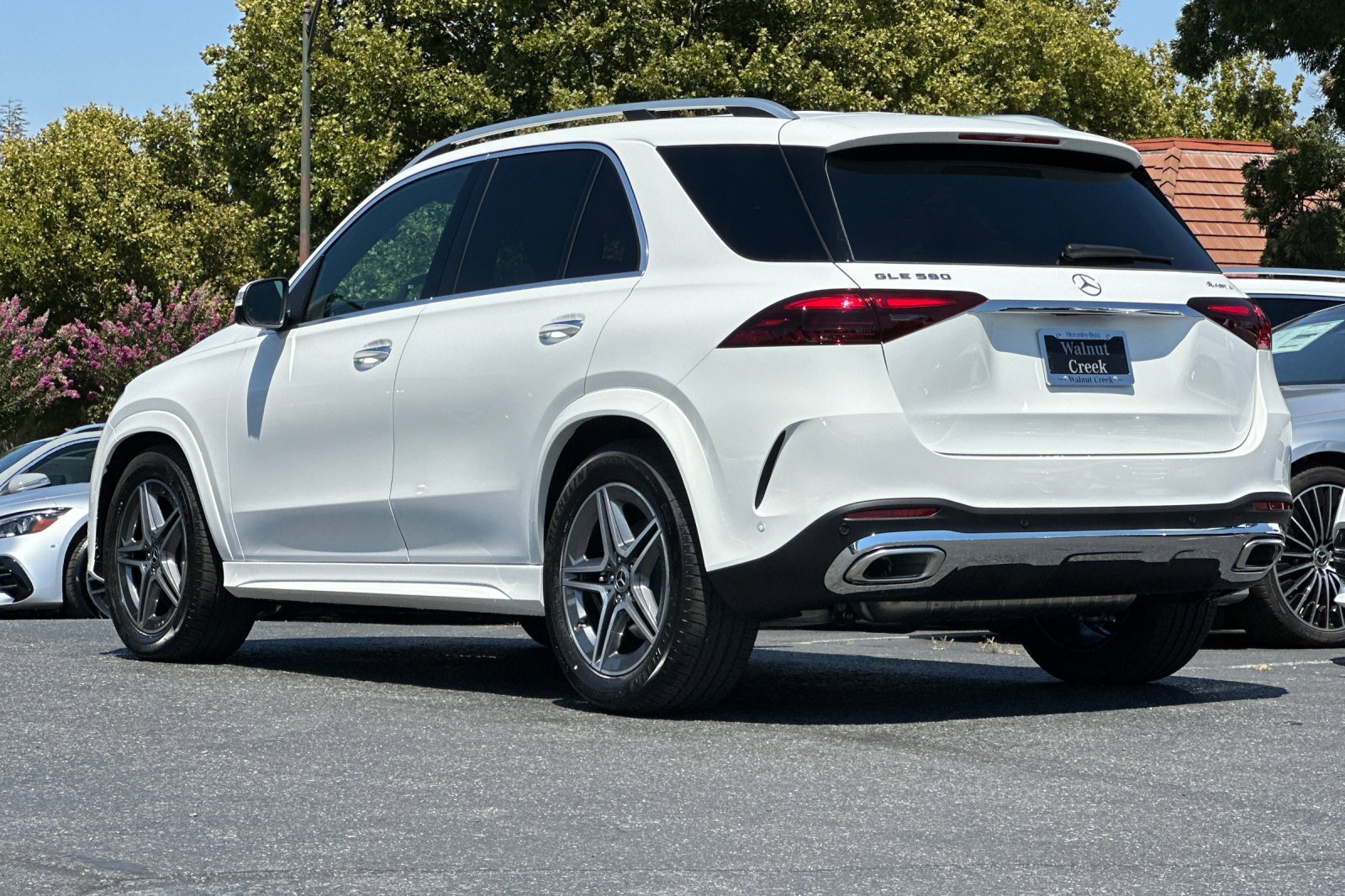 New 2026 Mercedes-Benz GLE 580 4MATIC image 9