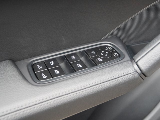 New 2026 Porsche Cayenne Coupe image 16