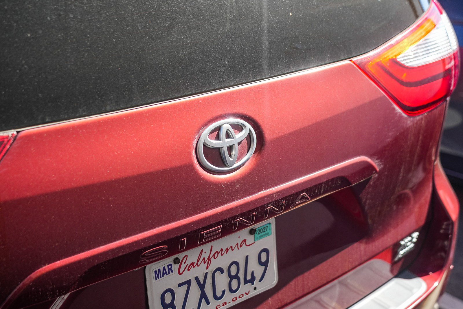Certified 2022 Toyota Prius Prime Limited FWD image 13