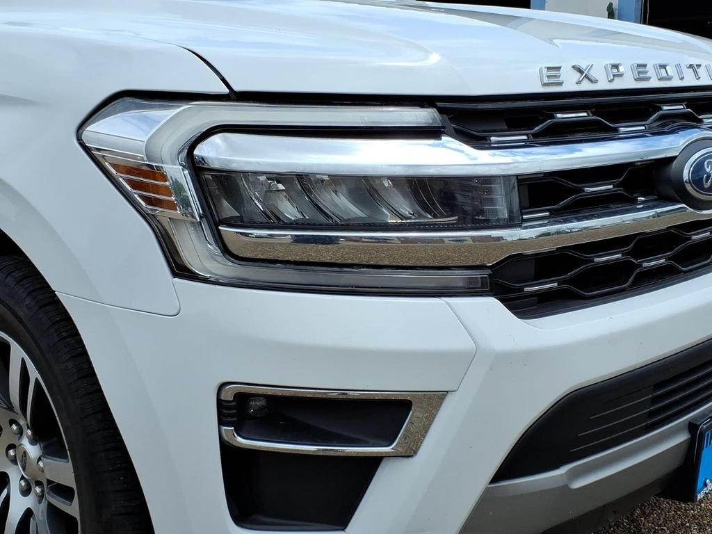 Used 2022 Ford Expedition Limited RWD image 8