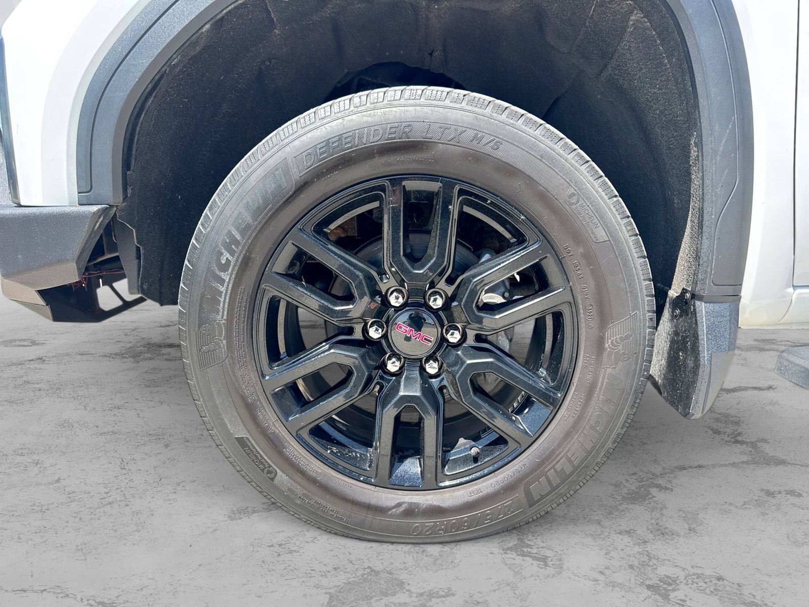 Used 2020 GMC Sierra 1500 AT4 w/ AT4 Premium Package AWD/4WD image 15