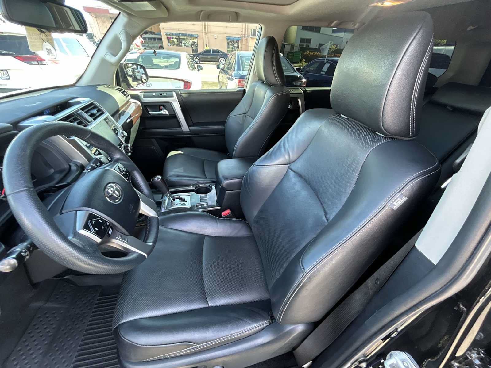Used 2022 Toyota 4Runner Limited RWD image 13