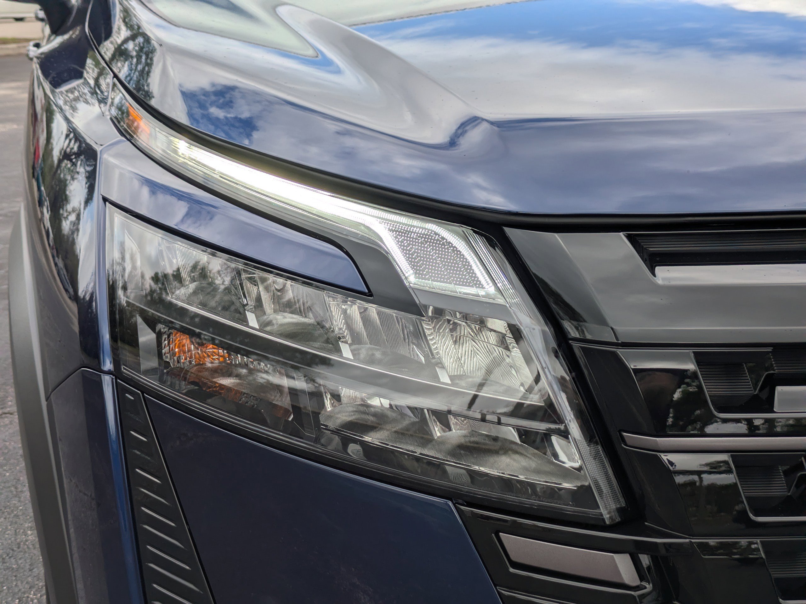 New 2026 Nissan Pathfinder SL AWD/4WD image 10