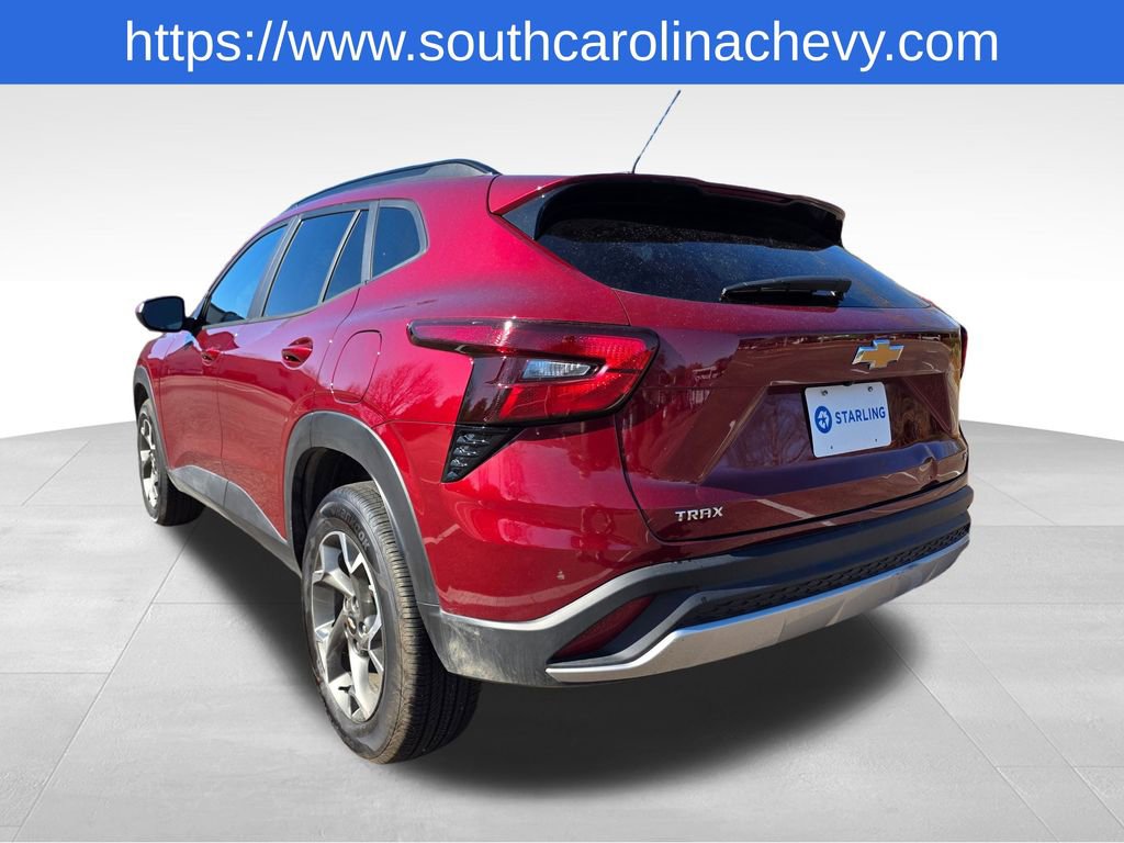 Certified 2025 Chevrolet Trax LT w/ LT Convenience Package image 37