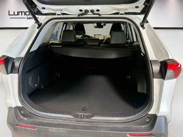 Used 2023 Toyota RAV4 XLE Premium FWD image 28