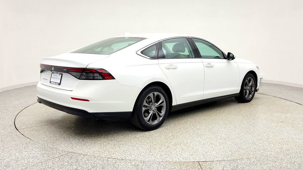 Used 2023 Honda Accord EX image 5