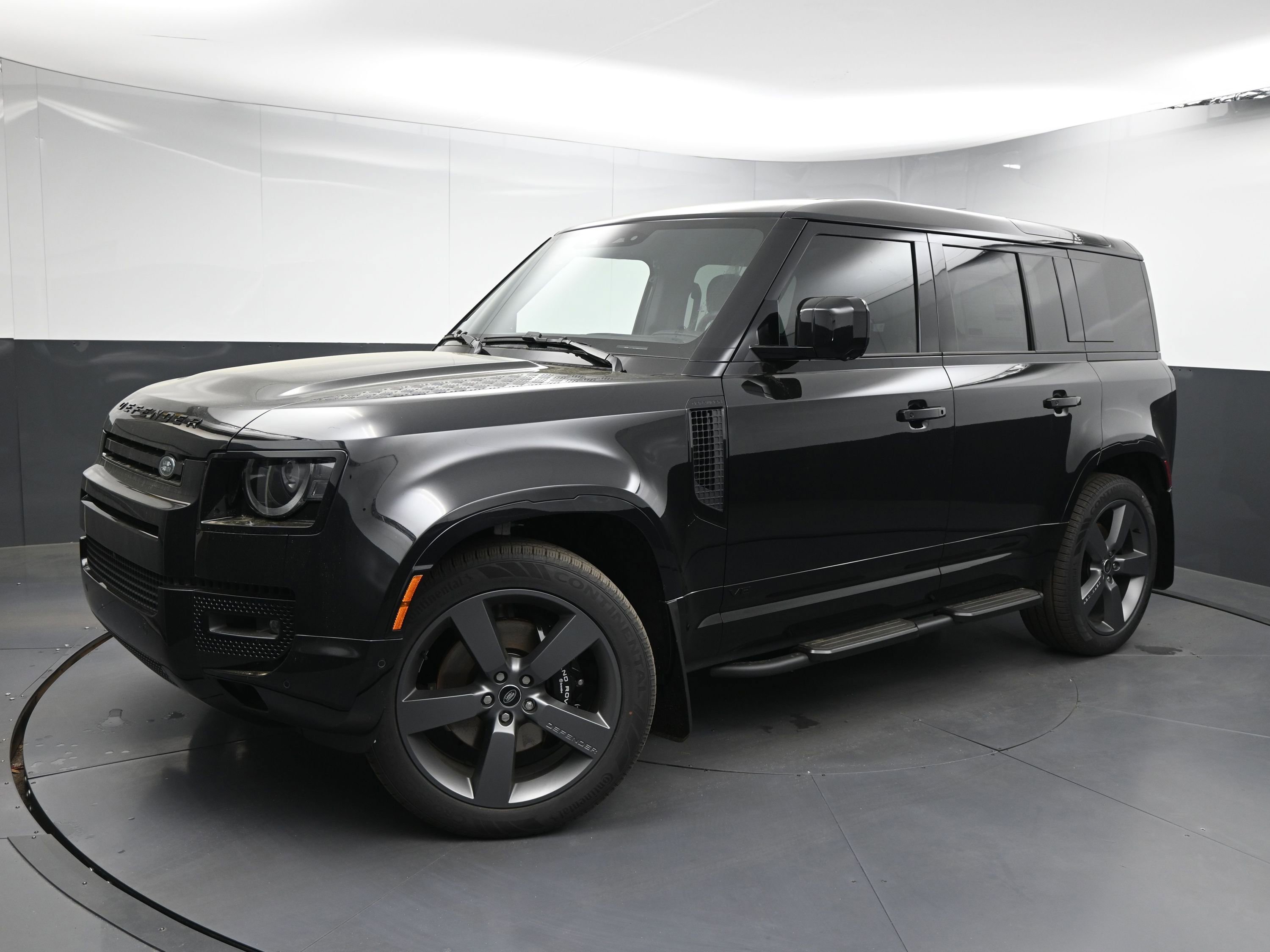 New 2025 Land Rover Defender 110 V8