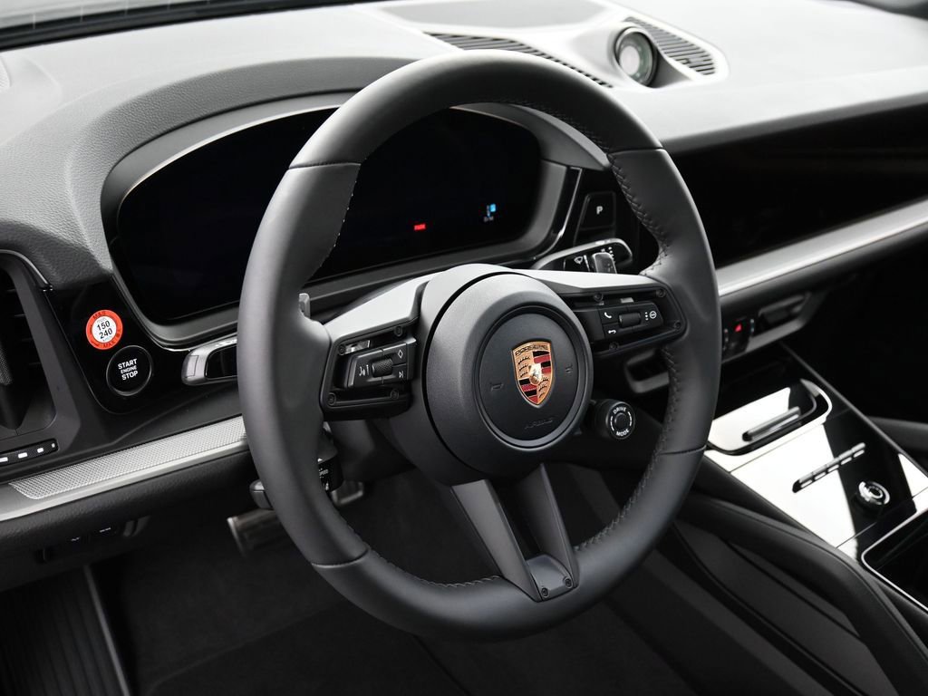 New 2026 Porsche Cayenne S image 17