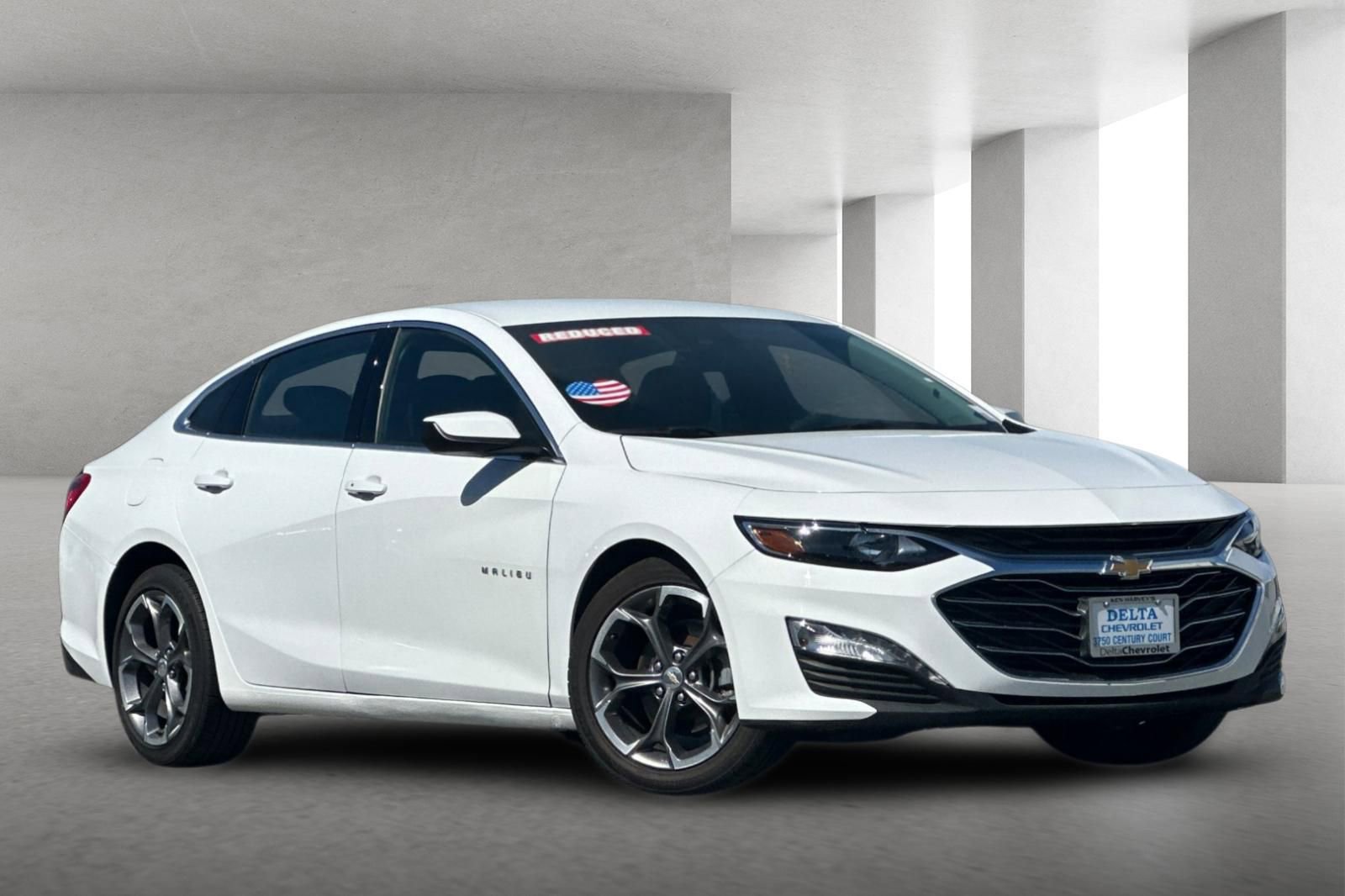 Used 2024 Chevrolet Malibu LT image 1