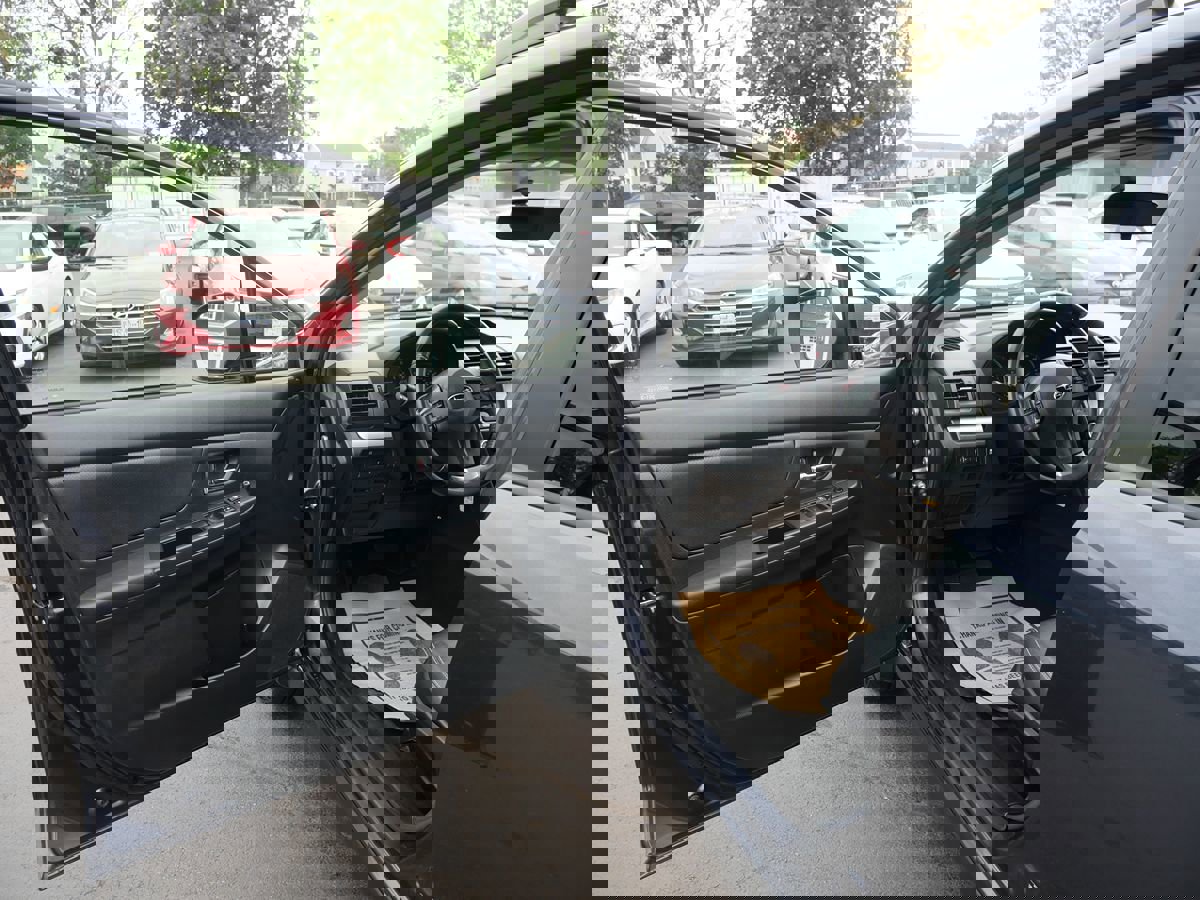 Used 2013 Subaru Crosstrek 2.0i Limited image 14