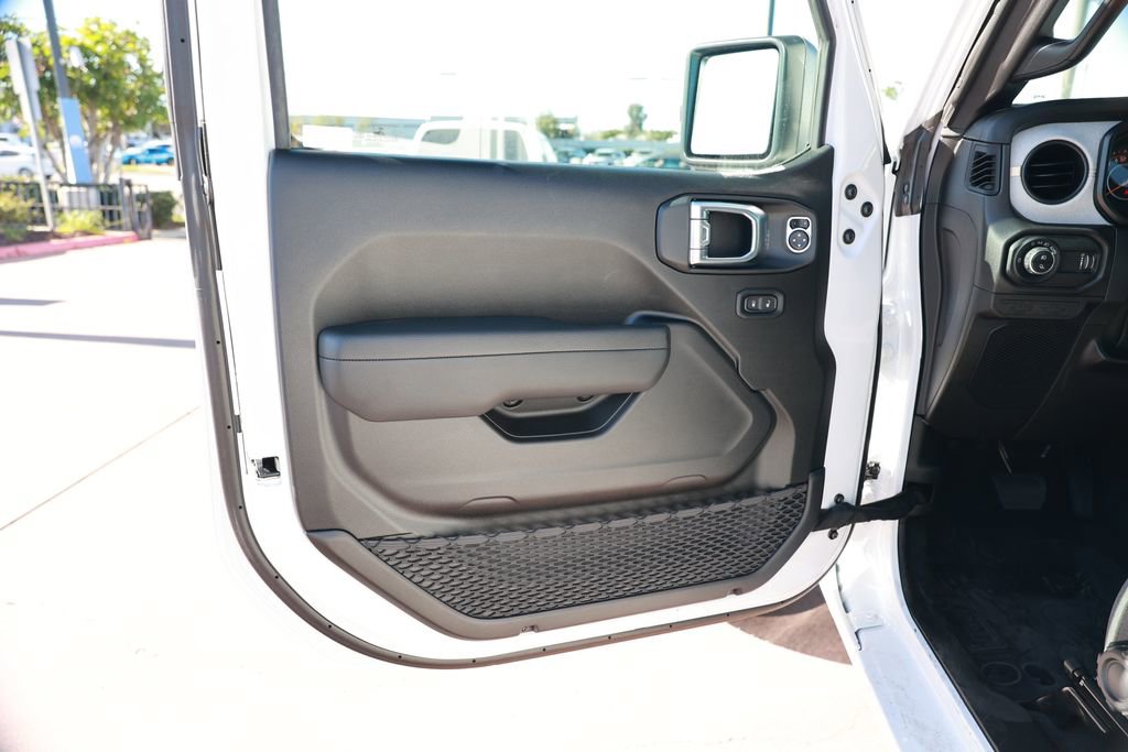 New 2026 Jeep Gladiator Sport AWD/4WD image 11