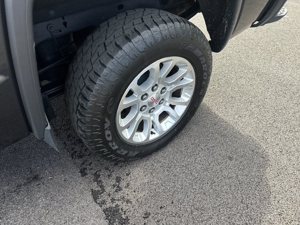 Used 2019 GMC Sierra 1500 SLE w/ SLE Value Package AWD/4WD image 13