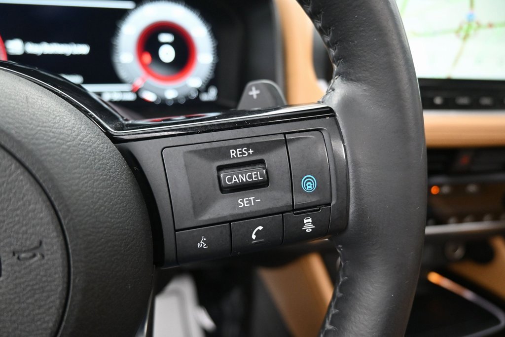 Used 2022 Nissan Rogue Platinum w/ Head-Up Display Package image 27