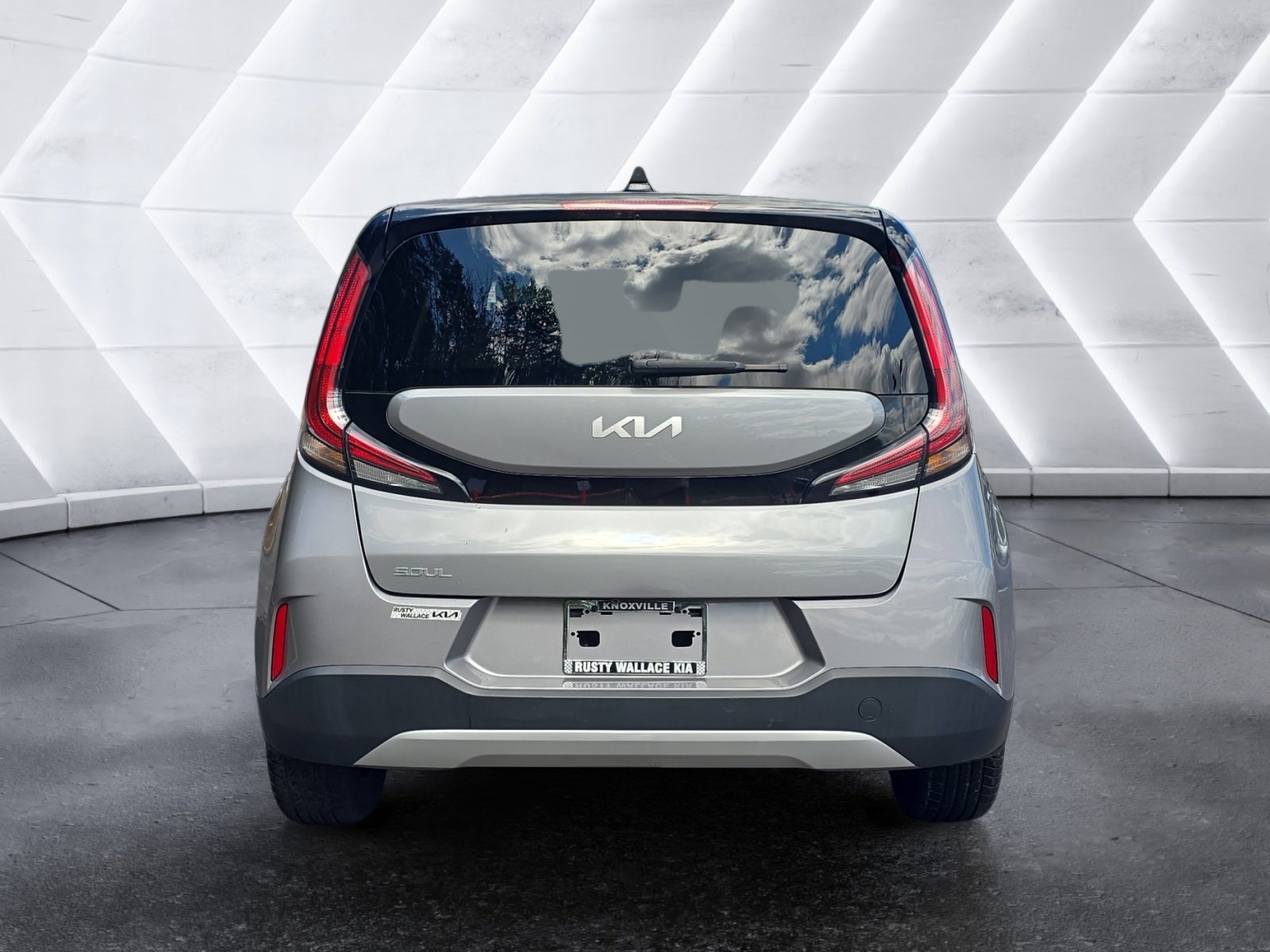 Used 2023 Kia Soul LX image 4