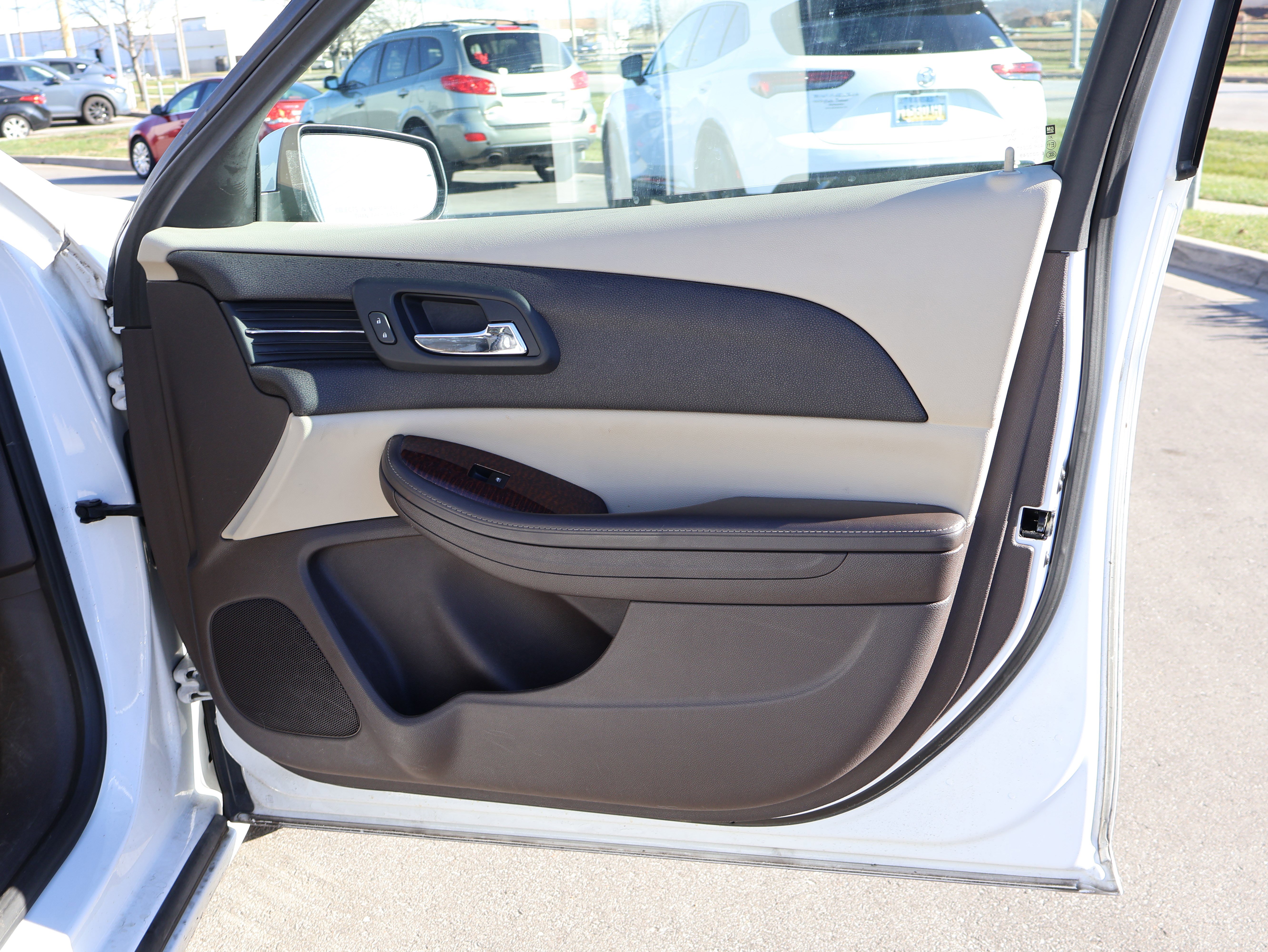 Used 2013 Chevrolet Malibu LT image 9