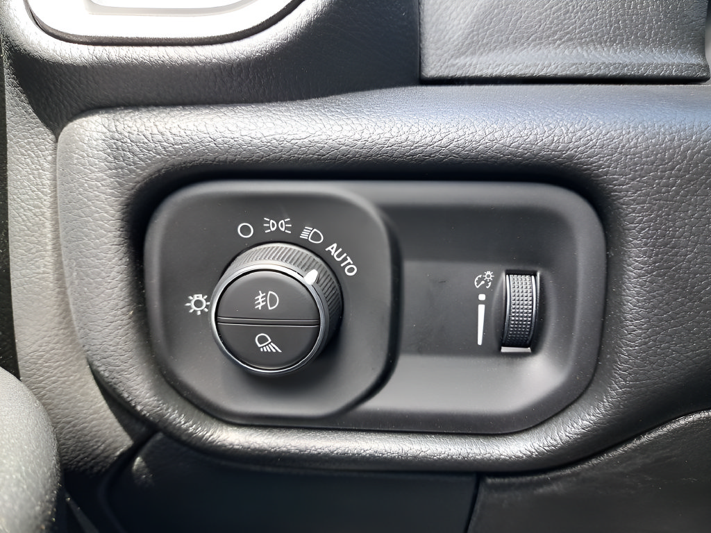 New 2026 RAM 2500 Tradesman AWD/4WD image 14