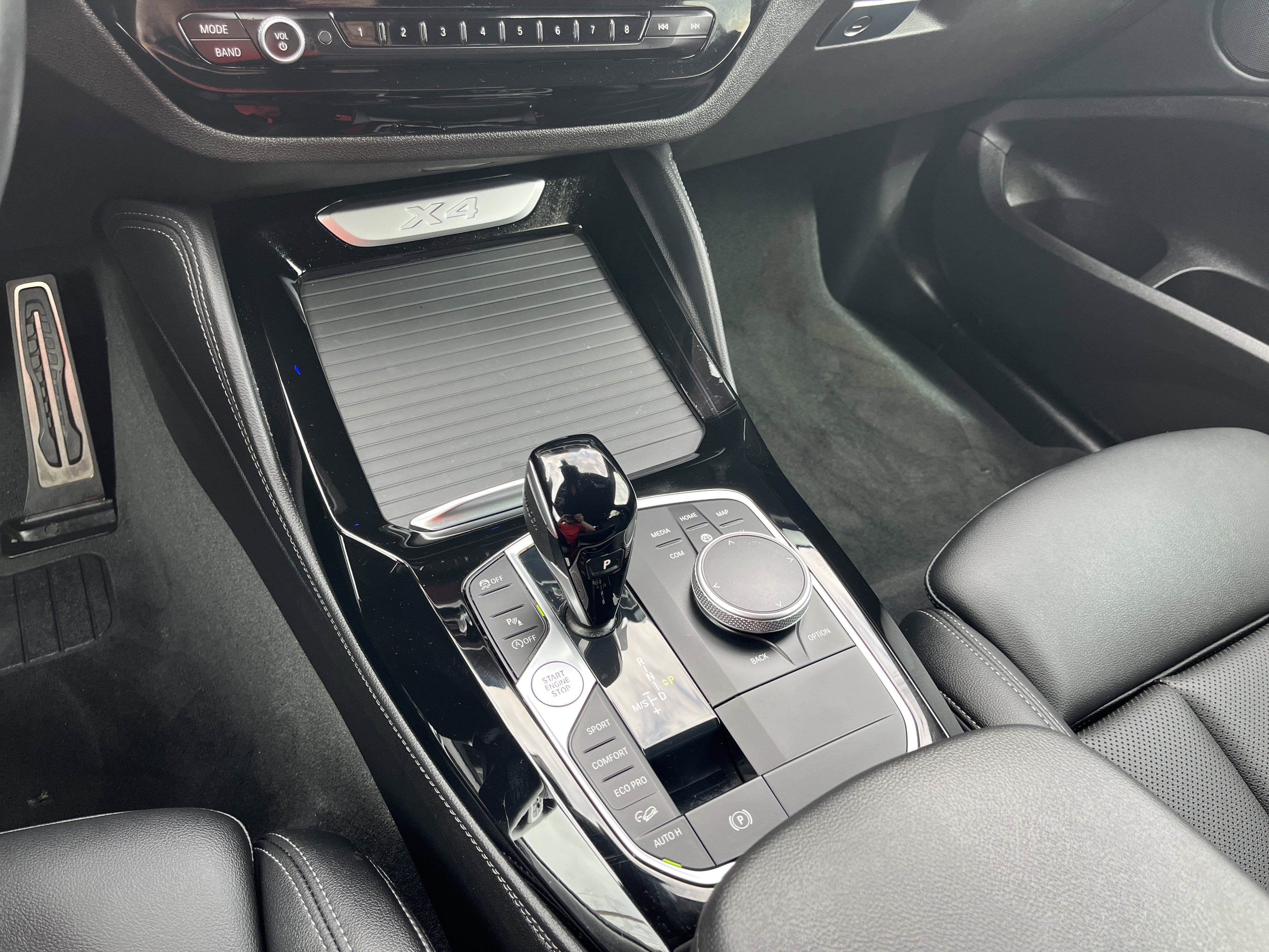 Used 2025 BMW X4 xDrive30i image 12