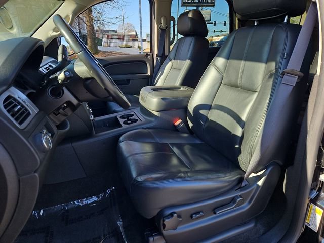 Used 2013 Chevrolet Tahoe LT w/ Suspension Package, Off-Road image 7