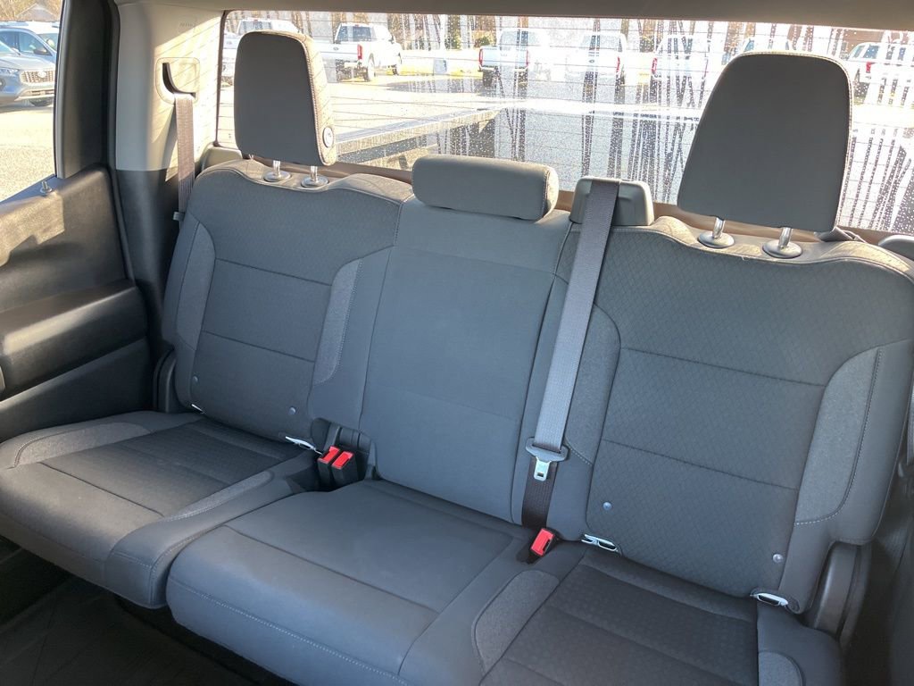 Used 2025 Chevrolet Silverado 1500 Custom Trail Boss w/ Dark Appearance Package image 17