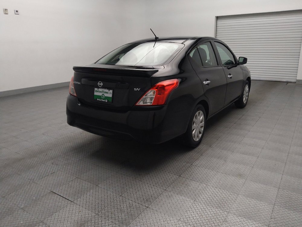 Used 2019 Nissan Versa SV FWD image 9