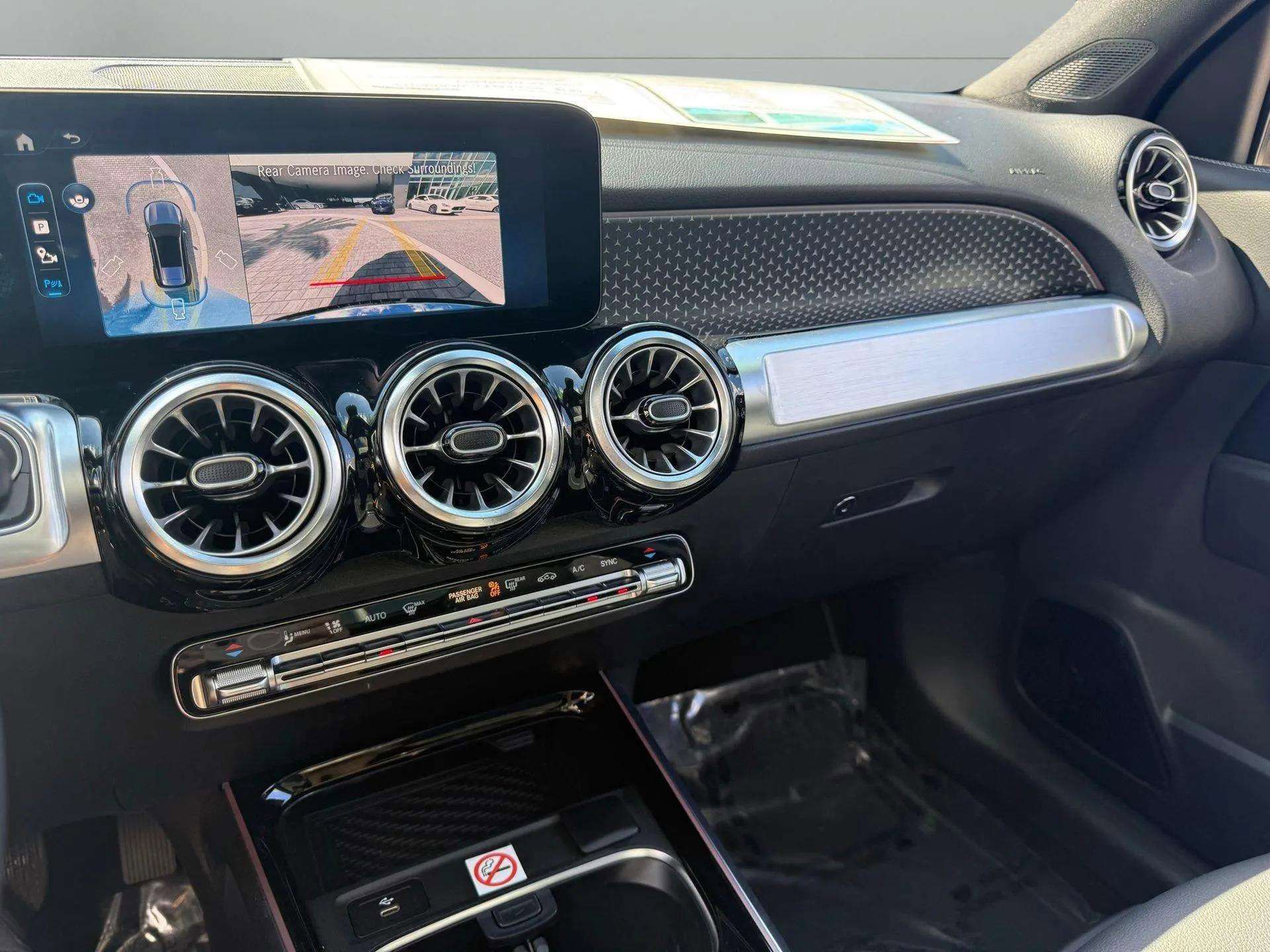 Used 2025 Mercedes-Benz GLB 250 GLB 250 image 42