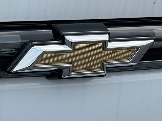 New 2026 Chevrolet Equinox EV LT AWD/4WD image 45