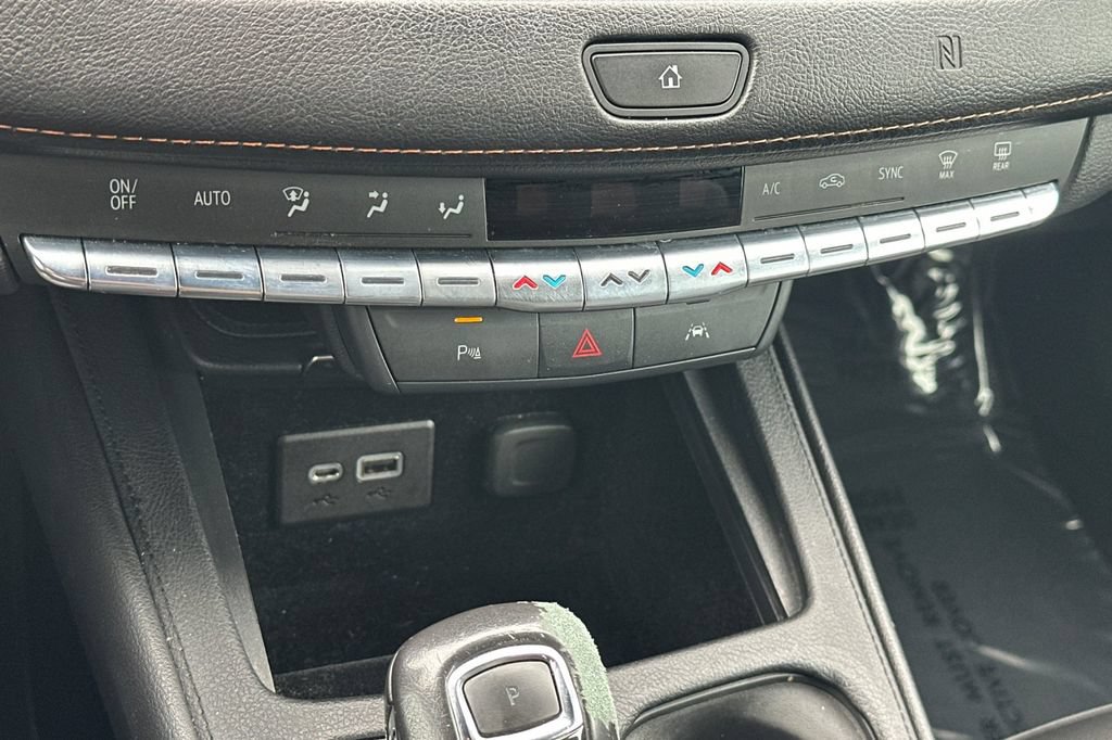 Used 2019 Cadillac XT4 Sport w/ Driver Awareness Package FWD image 20