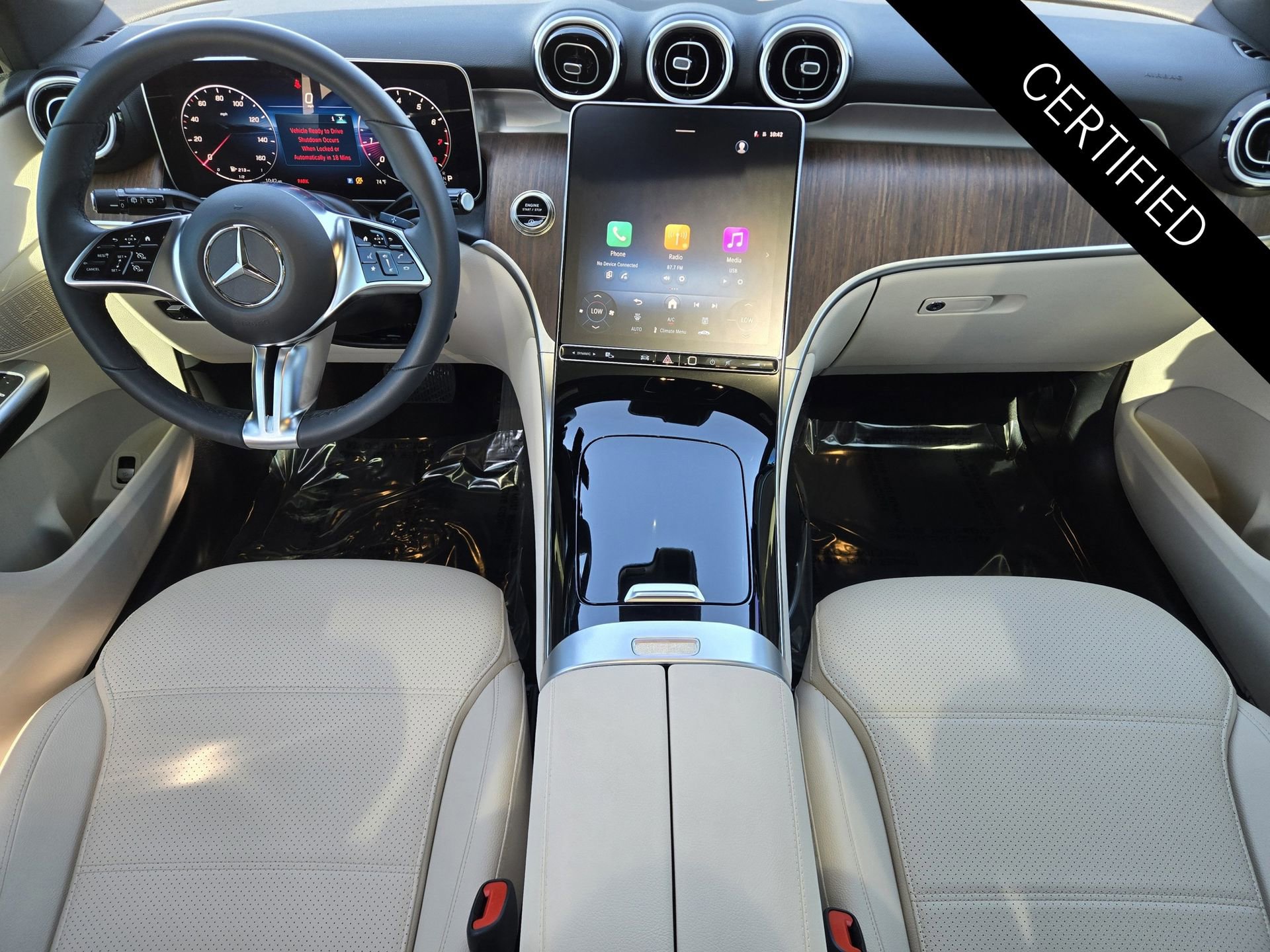 Certified 2026 Mercedes-Benz GLC 300 image 2